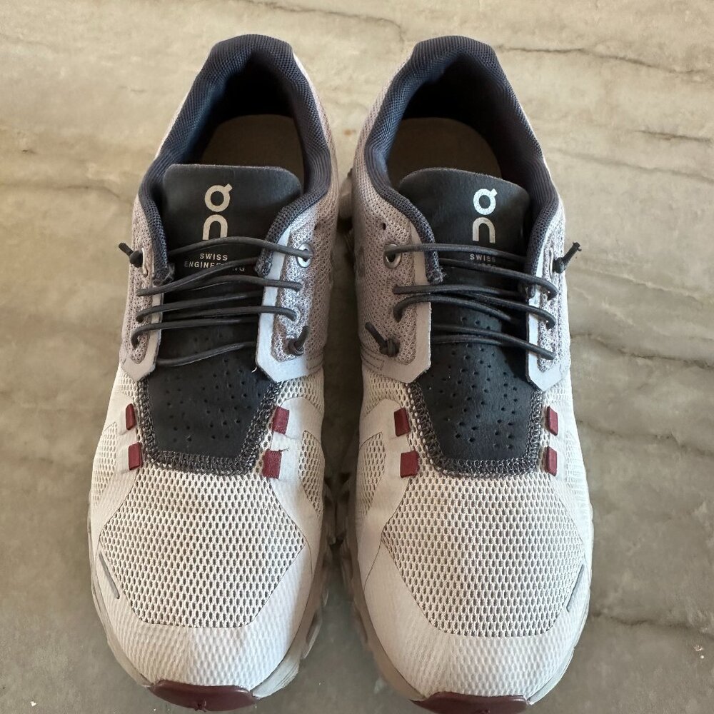 Women's On Cloud Shoes-grey